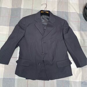 BH Le Collezioni Boys Suit Size 6 NWOT